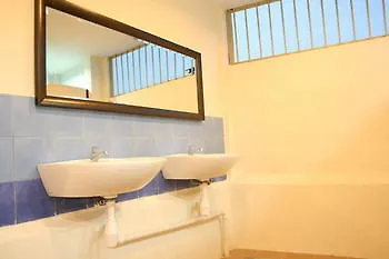 ** מלון ג'ורג' טאון Malabar Inn מלזיה